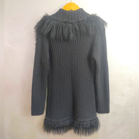 📚Black Beaded Wool Cardigan - Picture 2 of 7